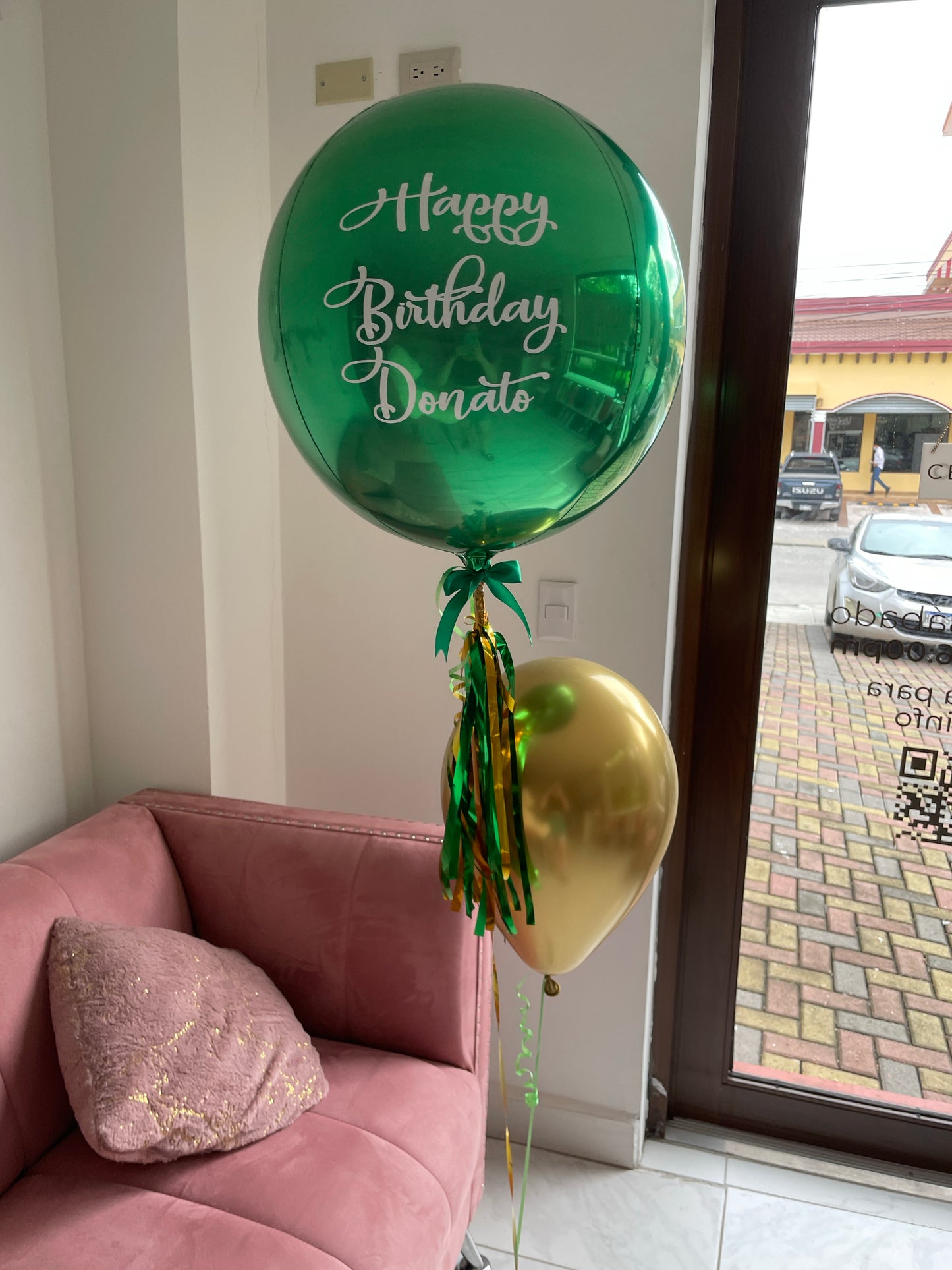 Green Orbz & Gold Chrome Balloon