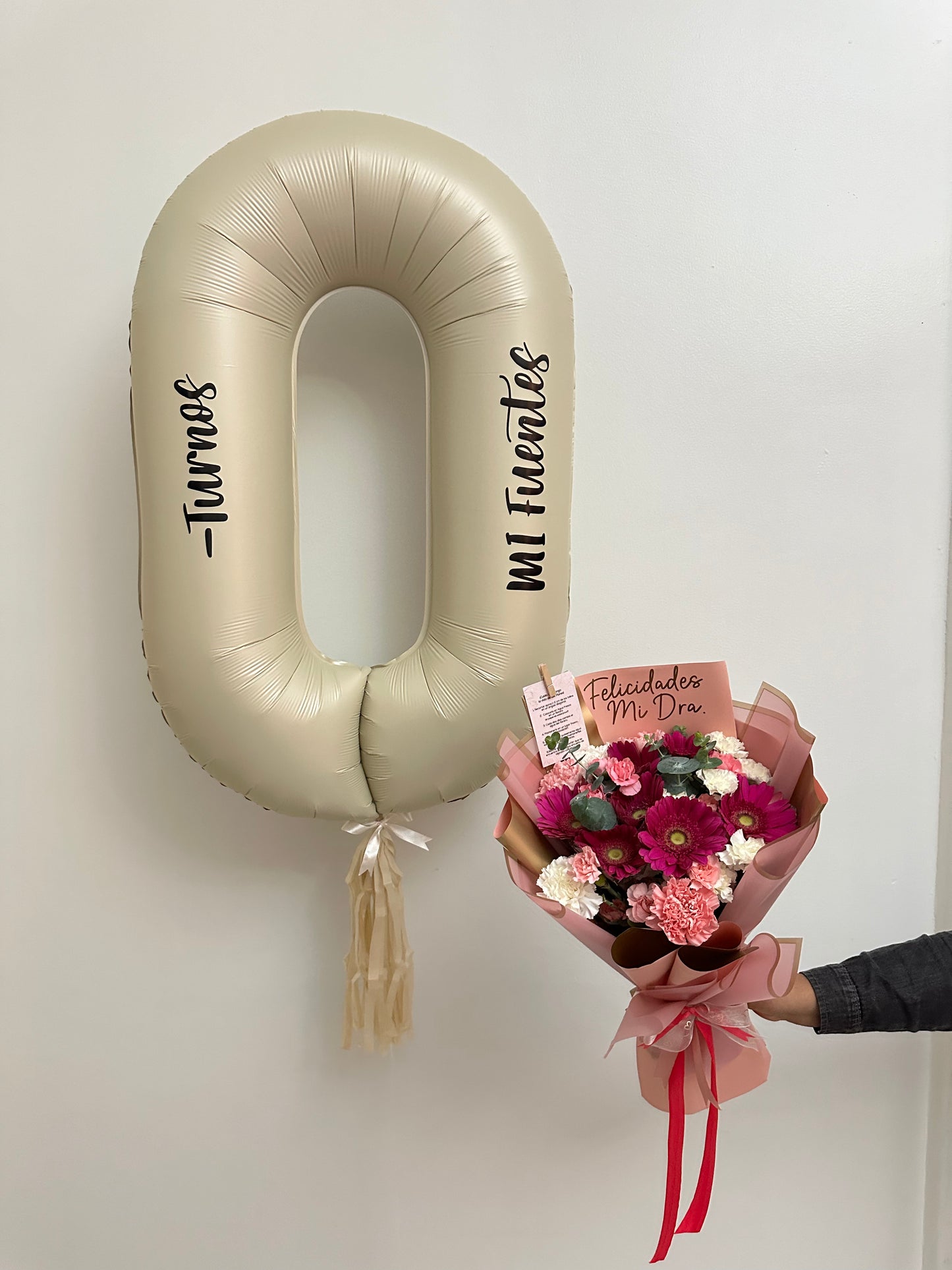 0 Number Balloon & Harmony Grad Bouquet