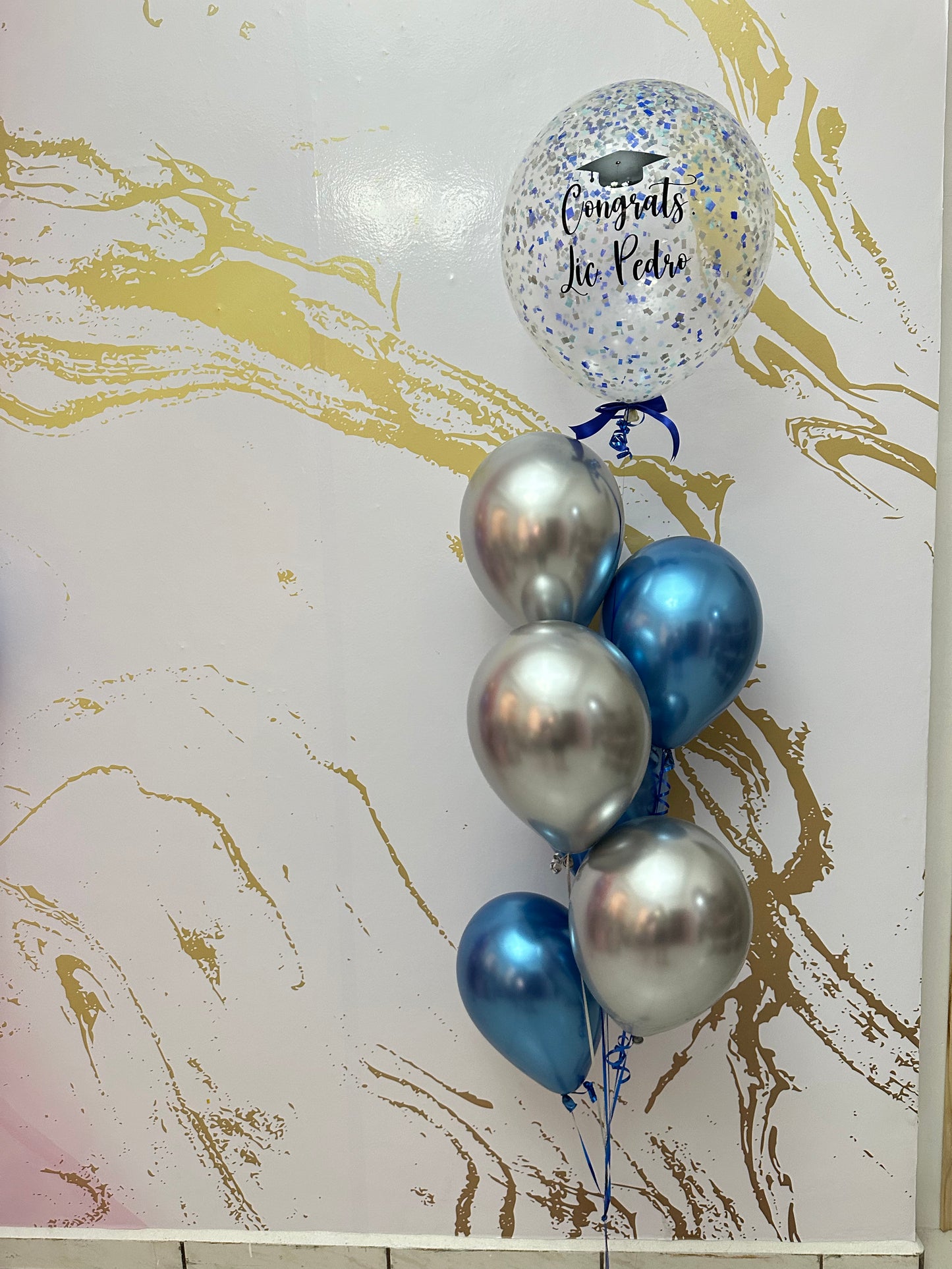 Medium 18 Blue & Silver Balloons