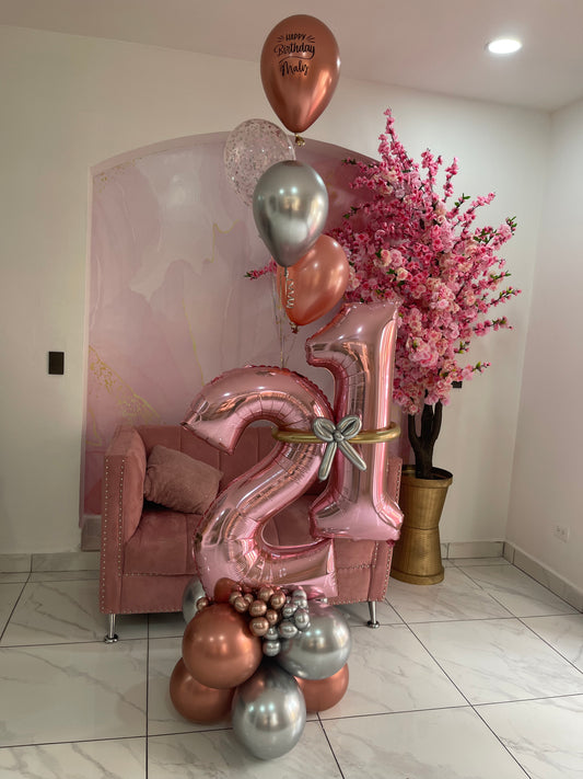 Numbers Royal Bouquet & Balloons