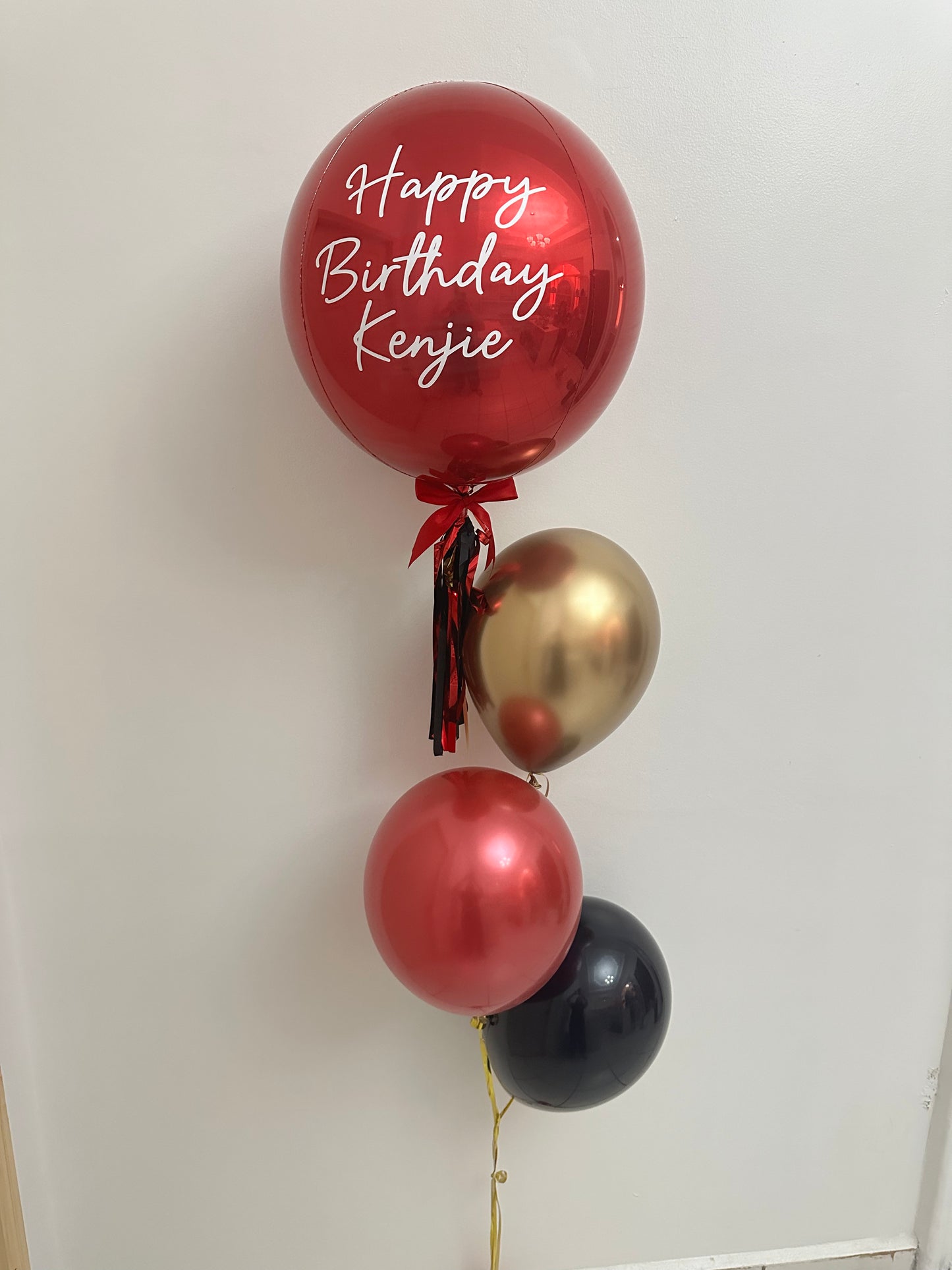 Red Orbz & 3 Balloons